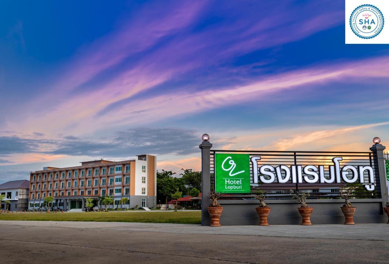 O2 Hotel Lop Buri Buitenkant foto